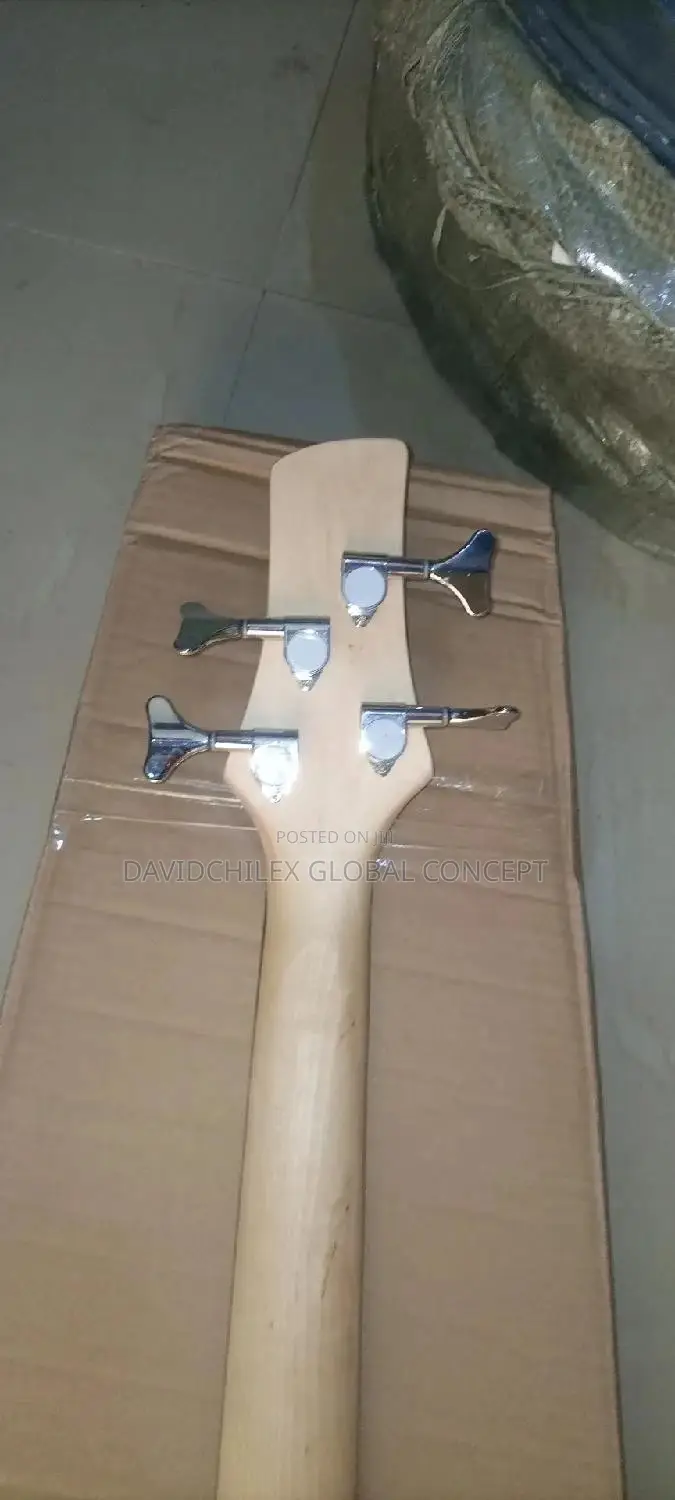 Blackstar 4strings Active Bass Guitar