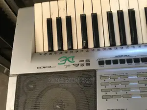 Yamaha Psr403 Keyboard