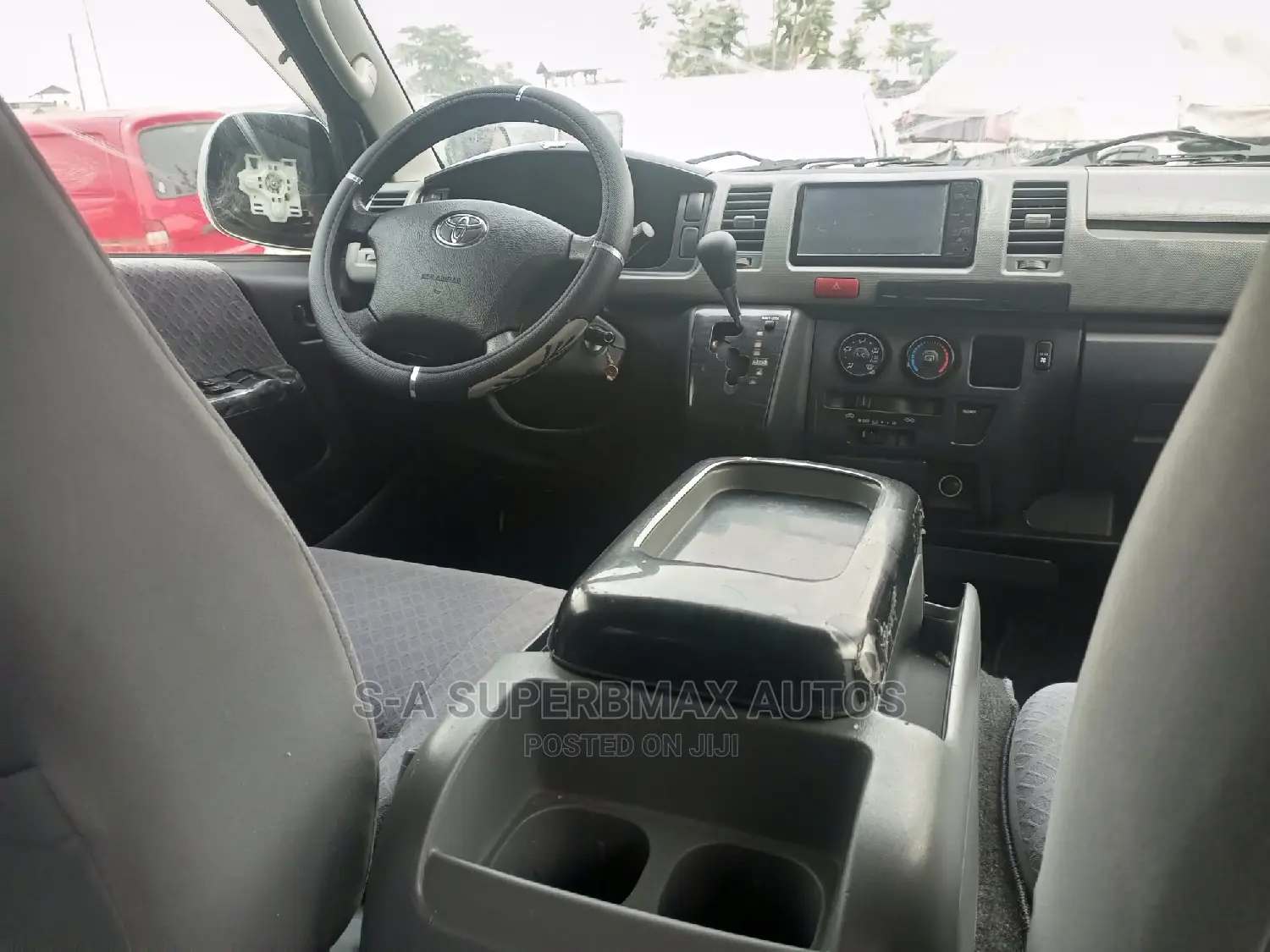 Toyota HiAce 2011 Grey