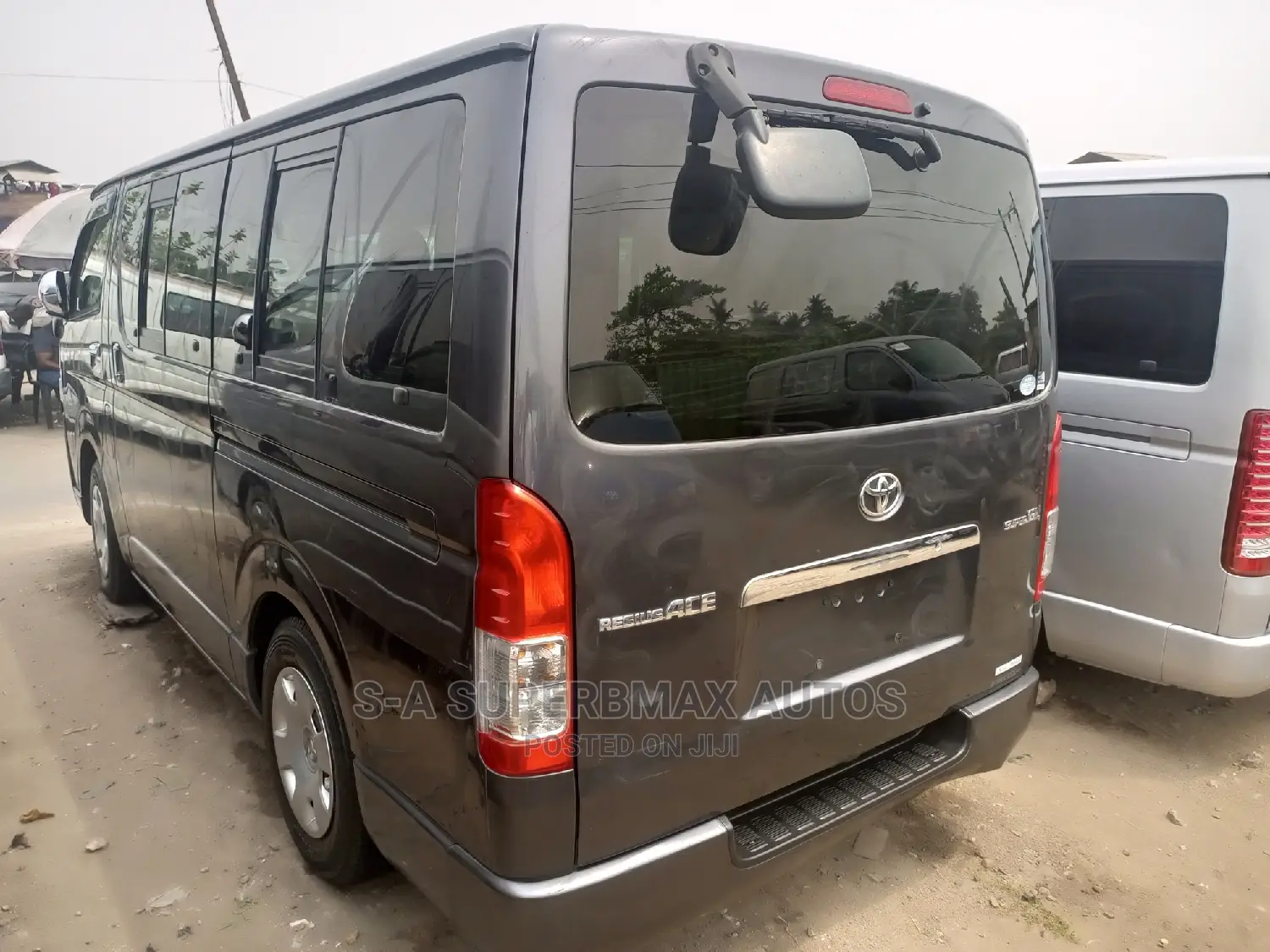 Toyota HiAce 2011 Grey