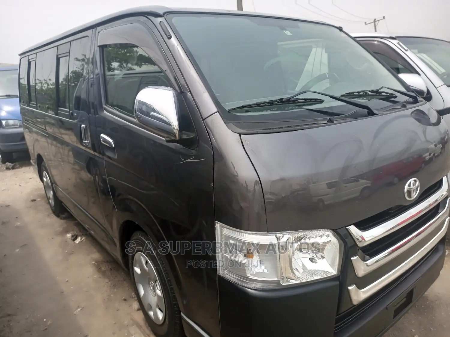 Toyota HiAce 2011 Grey