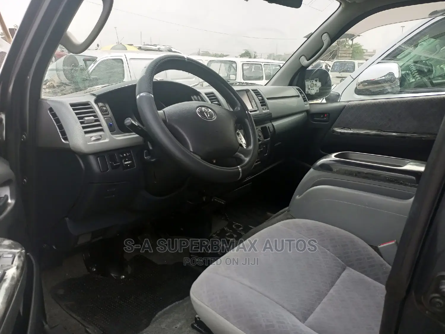 Toyota HiAce 2011 Grey