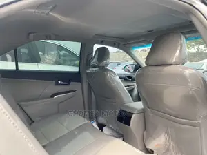 Toyota Camry 2012 Silver