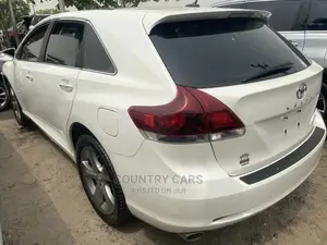 Toyota Venza Limited AWD V6 2013 White
