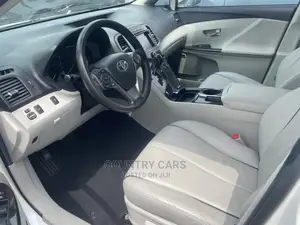 Toyota Venza Limited AWD V6 2013 White