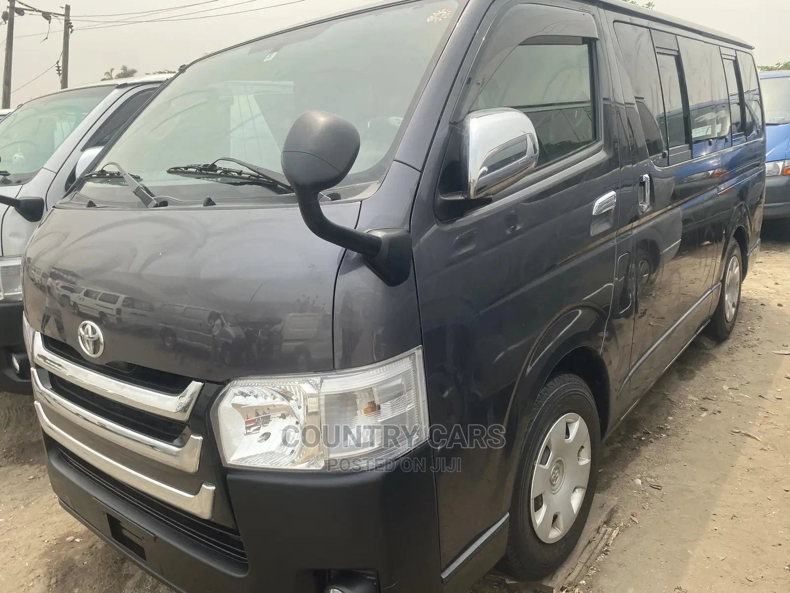 Toyota HiAce 2010 Grey
