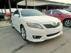 Toyota Camry 2011 White
