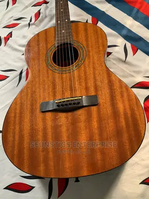 Quality Samick Greg Bennett Design ST9-1 Acoustic Guitar