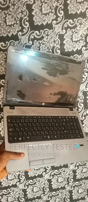 Laptop HP EliteBook 740 G1 4GB Intel Celeron HDD 500GB
