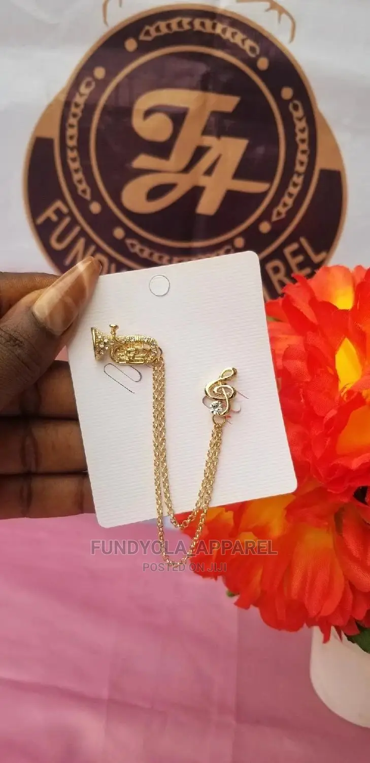 Gold Lapel Brooch