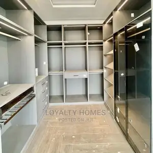 Furnished 4bdrm Maisonette in New, Ikoyi for Sale
