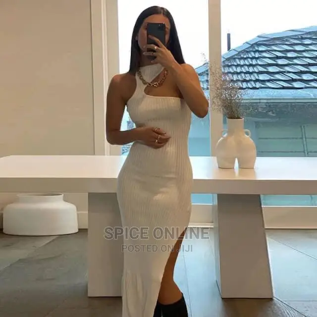 Vvip: Maxi Dress