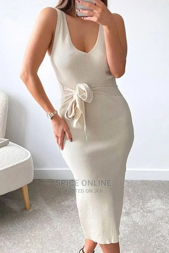 Vvip: Maxi Dress