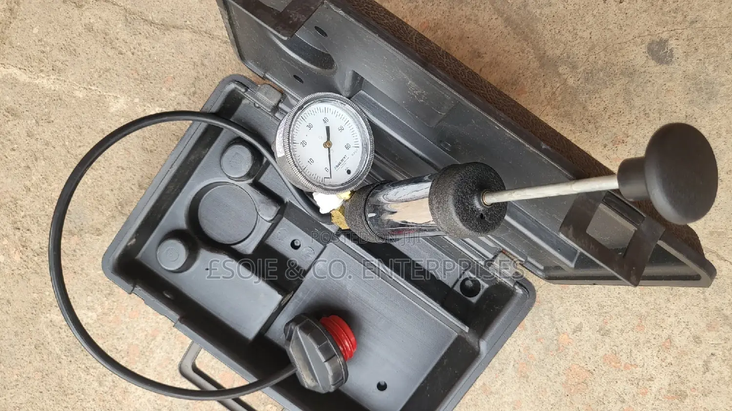 Engine Coolant System Pressure Tester