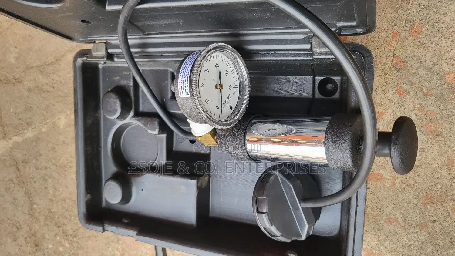 Engine Coolant System Pressure Tester