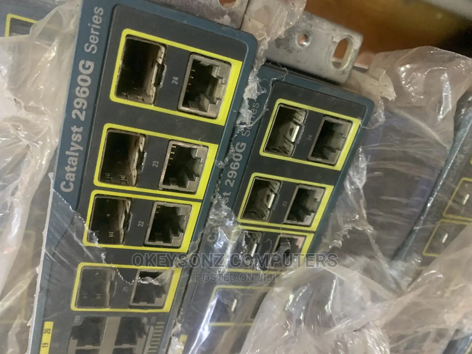Cisco Catalyst 2960G 24 Ports Gigabit Switch