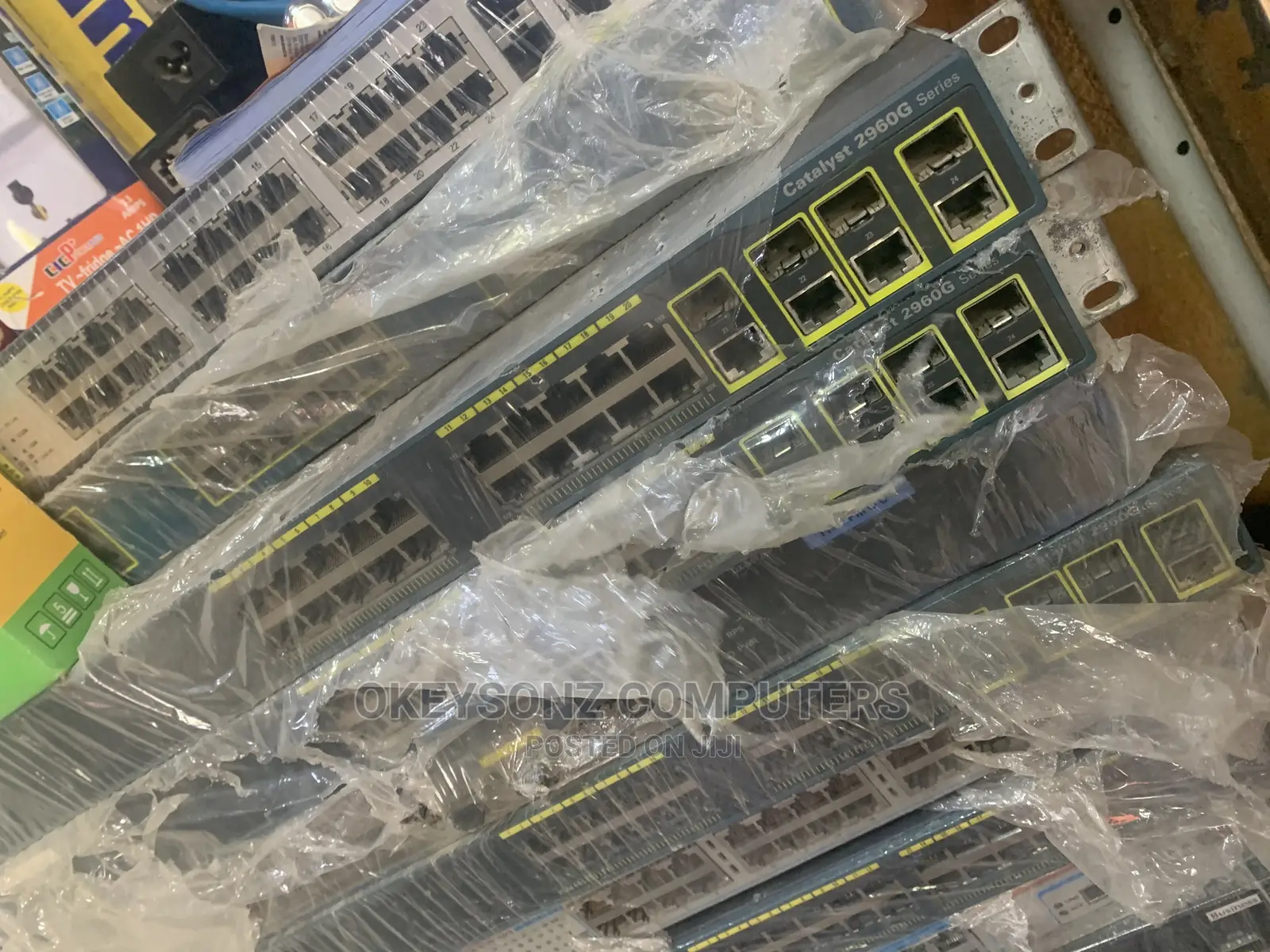 Cisco Catalyst 2960G 24 Ports Gigabit Switch