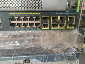 Cisco Catalyst 2960G 24 Ports Gigabit Switch