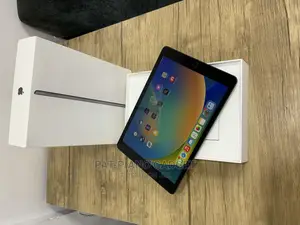 Apple iPad 10.2 (2020) 128 GB Gray