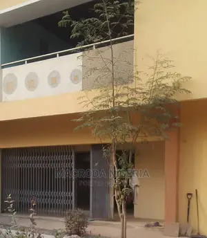6bdrm Duplex in Adeniyi Jones Ikeja for rent