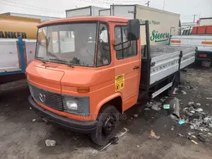 Mercedes Truck 608 Big Axle Orange