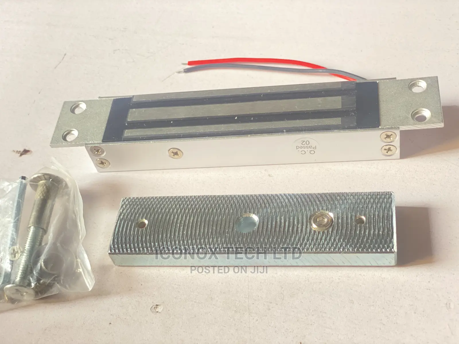 Single Door Magnetic Lock With 180kg Holding Force(Led)