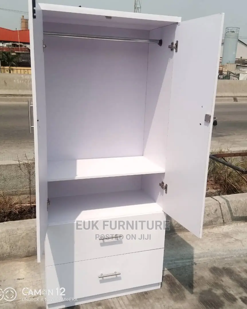 32 Inches by 6ft Wardrobe
