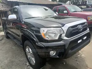 Toyota Tacoma 2013 Black