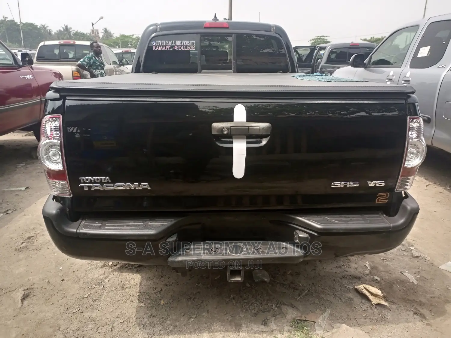 Toyota Tacoma 2013 Black
