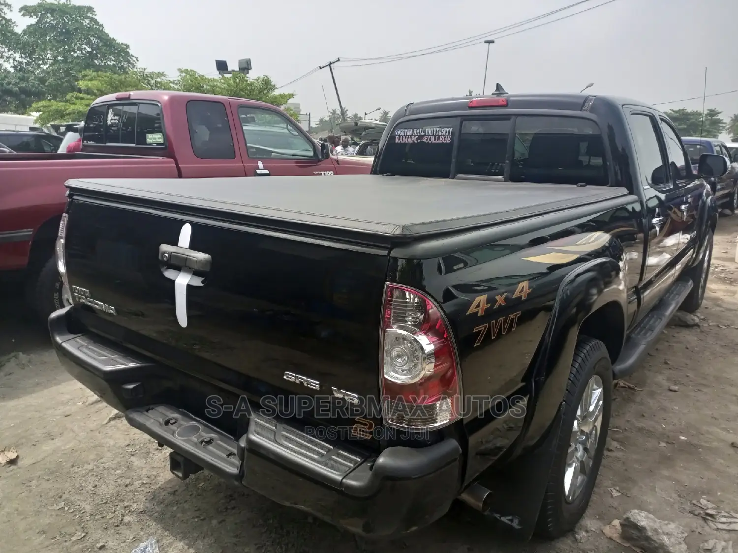Toyota Tacoma 2013 Black