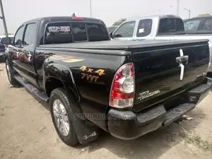 Toyota Tacoma 2013 Black