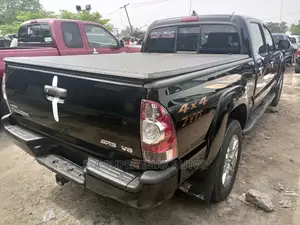 Toyota Tacoma 2013 Black