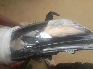 Head Lamb for Honda Crosstour 2010-2012