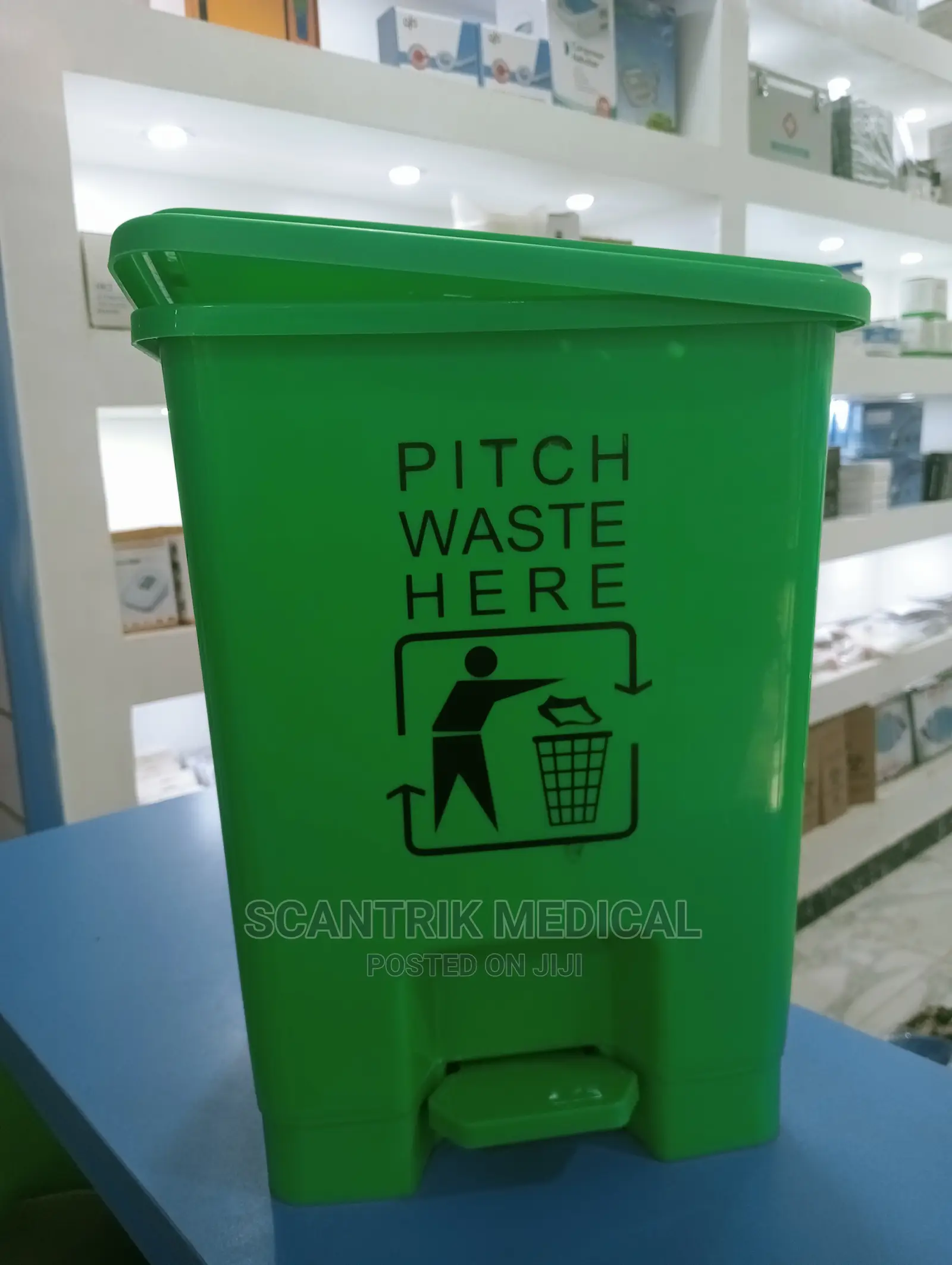Portable Waste Container