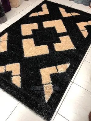 4ft by 6ft Center Rug