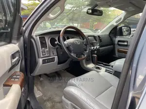Toyota Sequoia 2015 Teal