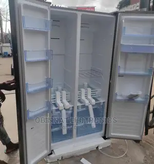Brand New Hisense Side by Side Refrigerator/Mirror/External/