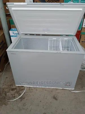 Brand New HISENSE(FRZFC390SHF)297L/Silver/External Compresor