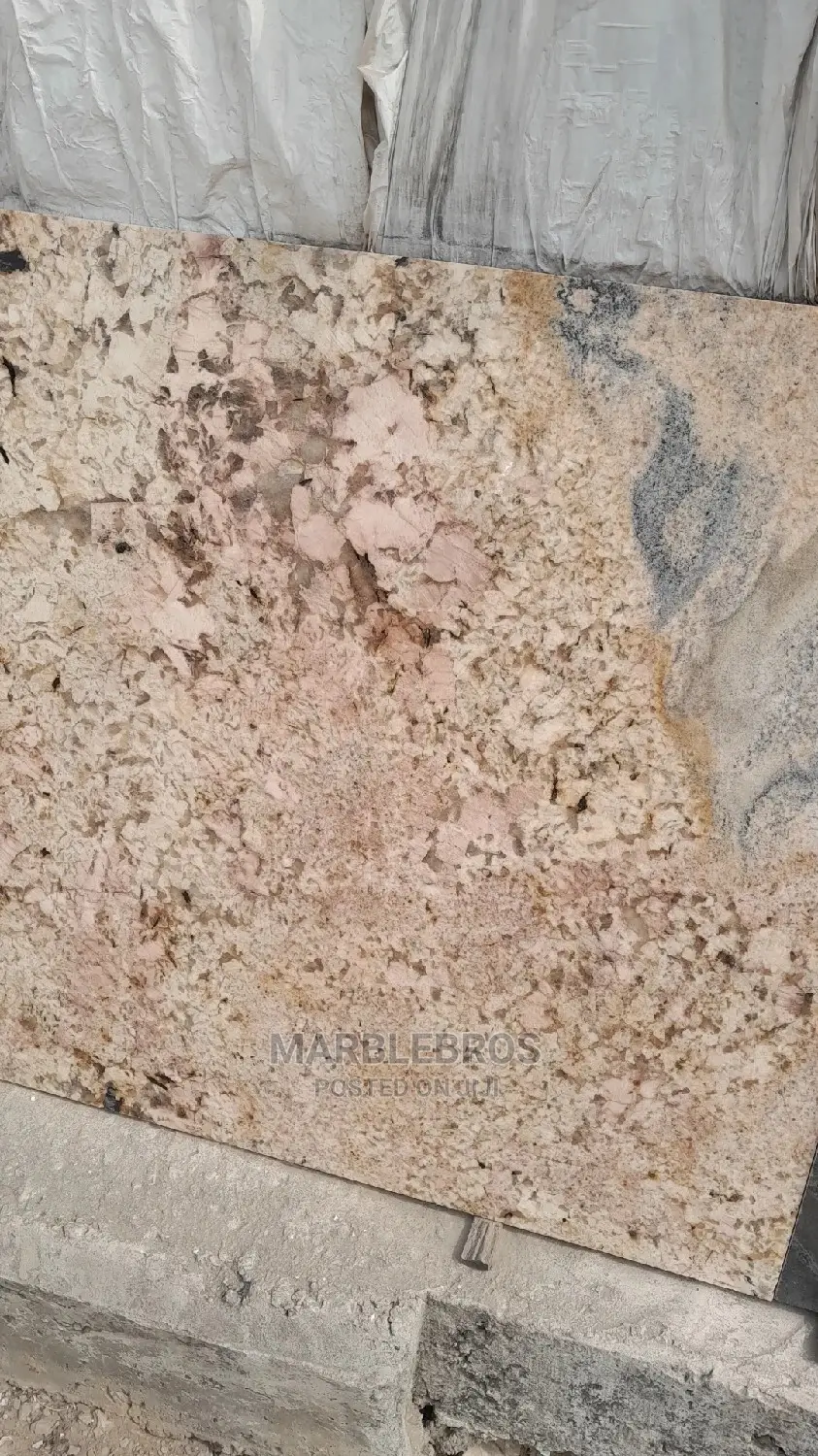 Italian Granite Stone Tiles 90*90*20 MB
