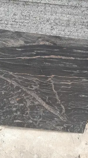 Italian Granite Stone Tiles 90*90*20 MB
