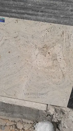 Italian Granite Stone Tiles 90*90*20 MB