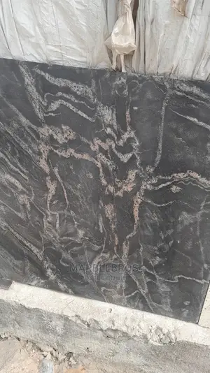 Italian Granite Stone Tiles 90*90*20 MB