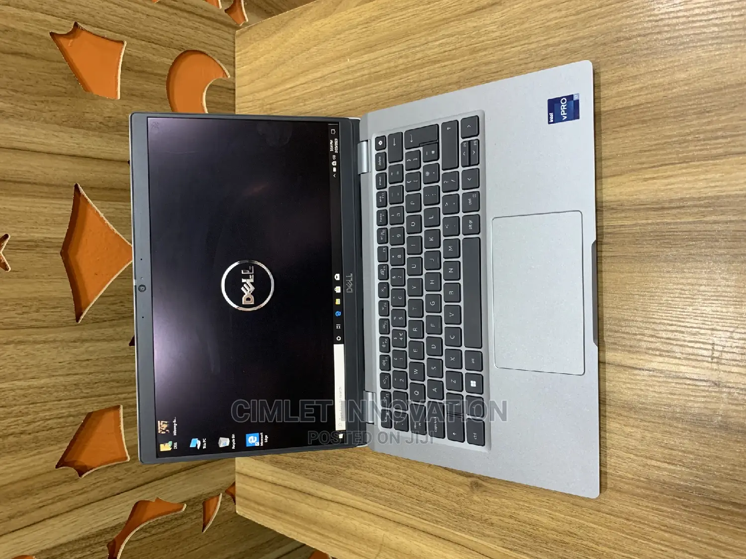 Laptop Dell Latitude 5320 16GB Intel Core I7 SSD 512GB