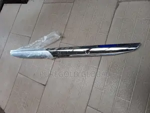 Corolla 2012 Boot Chrome