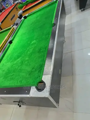 New HDF 7ft Pool Table With Complete Accessories