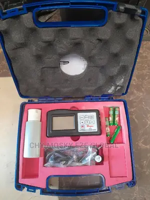 Ultrasonic Thickness Gauge