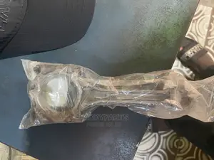 Mistibushi L200 Connecting Rod