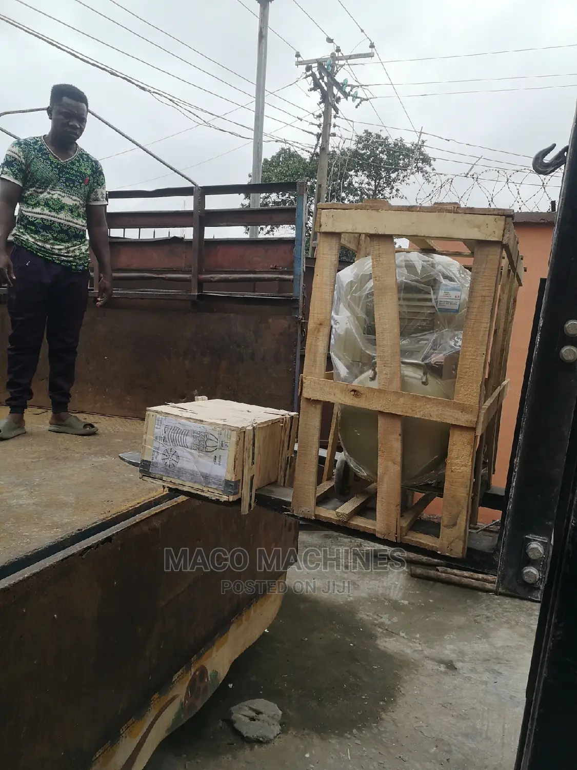 Complete Automatic Dingli Bottle Water Nd Sachet Water Setup