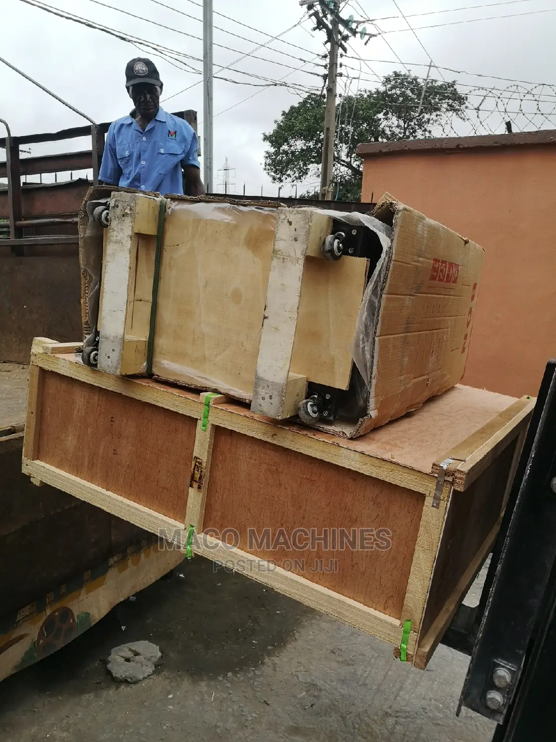 Complete Automatic Dingli Bottle Water Nd Sachet Water Setup