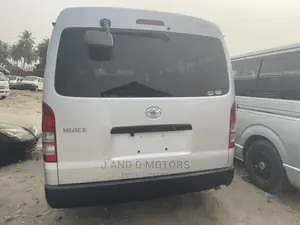 Toyota HiAce 2011 Grey